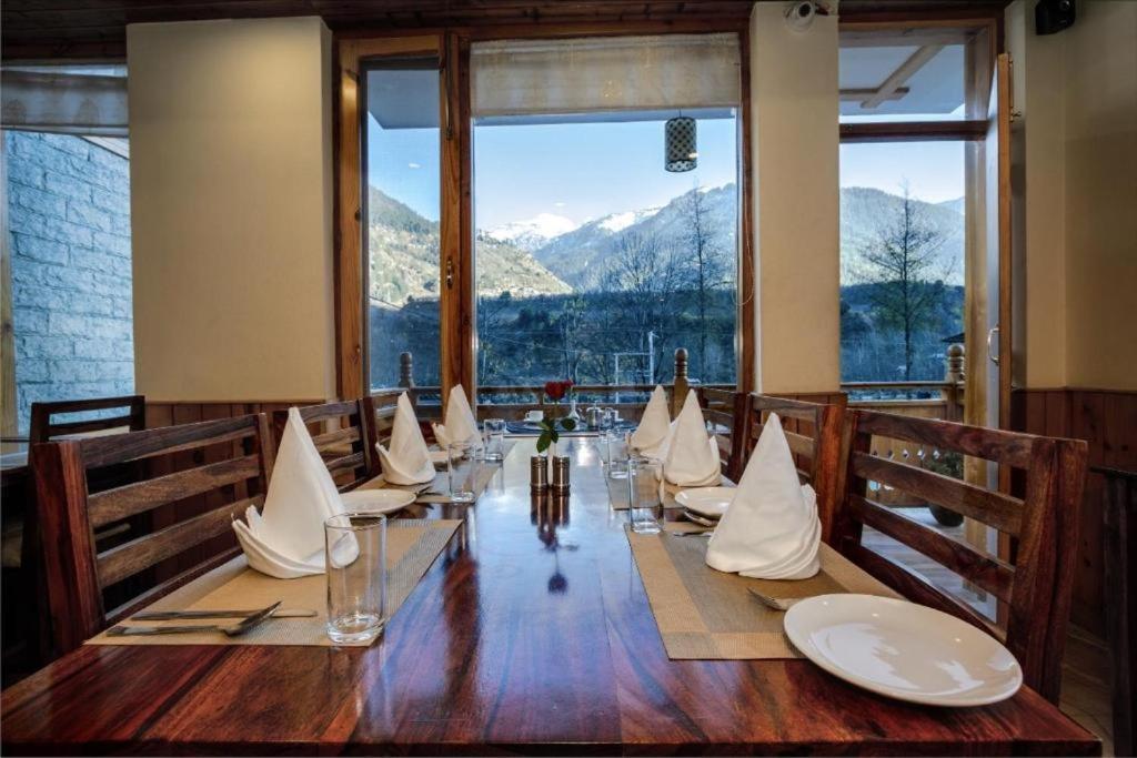 Royal Rajasthan Regency - Hotel & Restaurant 마날리 외부 사진