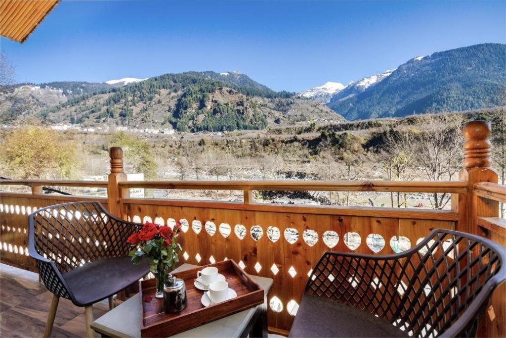 Royal Rajasthan Regency - Hotel & Restaurant 마날리 외부 사진